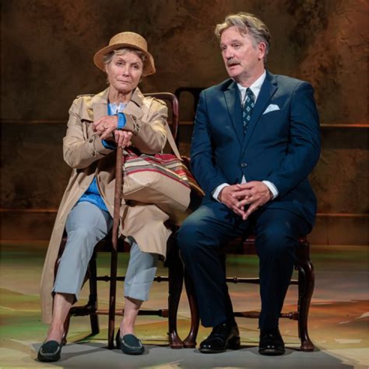 0_PAYBuddyHollyandMariaElenaSantiago Theatre Royal Windsor