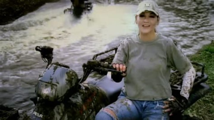 18 JawDropping Gretchen Wilson Facts