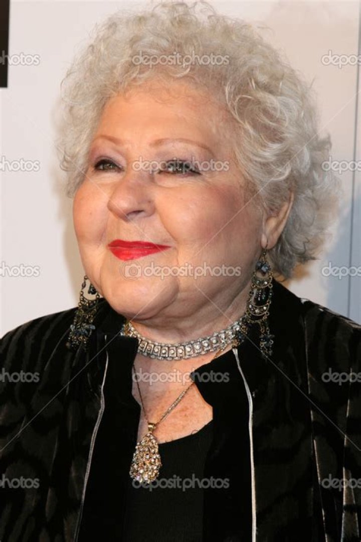 19+ Photos of Estelle Harris Miran Gallery