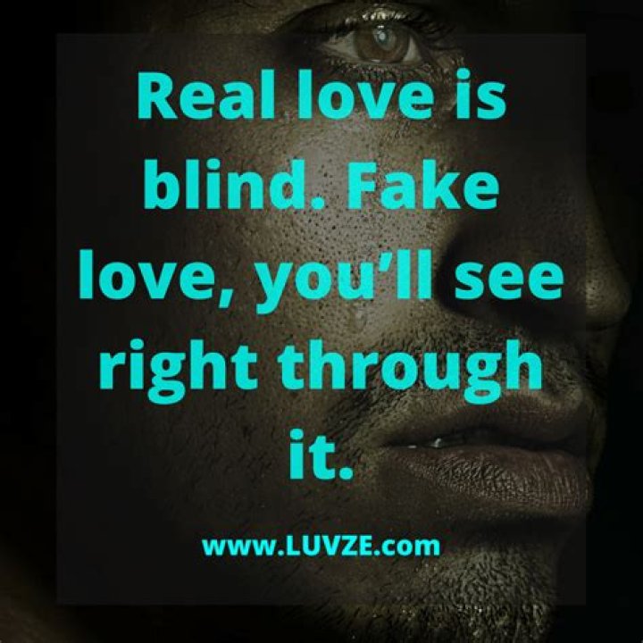 200 Fake Love Quotes and Sayings