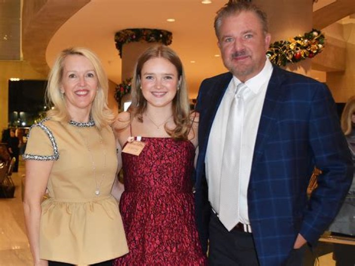 2023 DSOL Debs, Families And Honor Guard Members Dined At The Meyerson