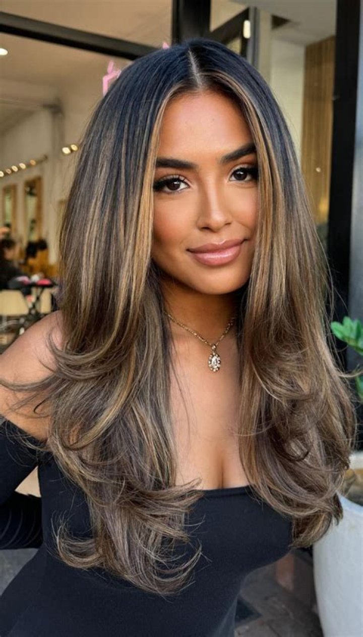 27 Best Straight Hairstyles That Are Trending In 2020
