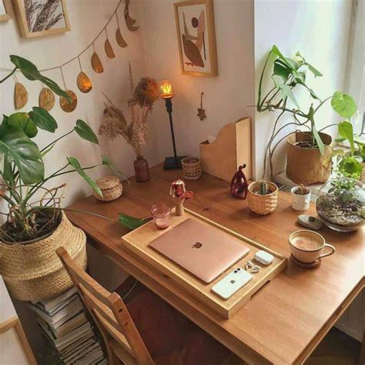 30+ Aesthetic Desk Ideas for Your Workspace Gridfiti