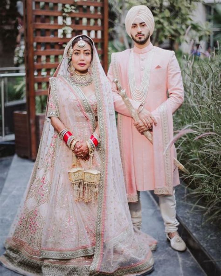 5 Best Pictures Of Newlyweds Neha Kakkar And Rohanpreet Singh IWMBuzz