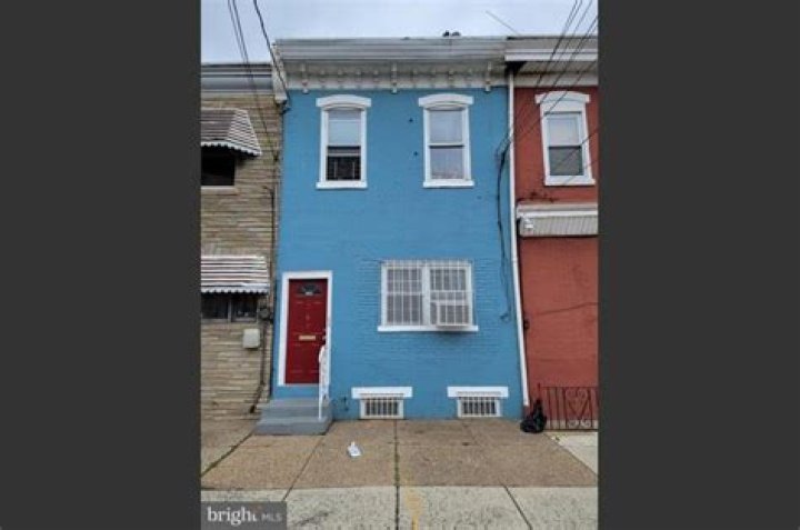 787 Chestnut St, Camden, NJ 08103