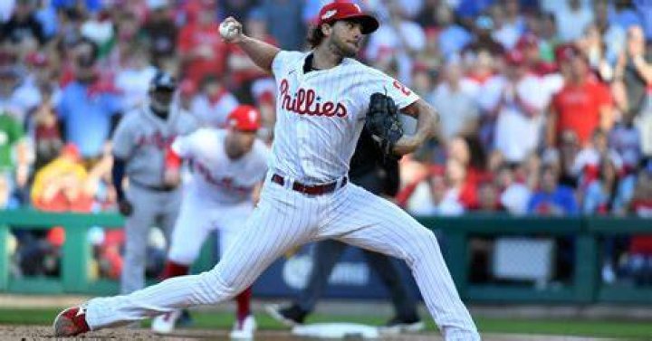 Aaron Nola dominates Braves to lift Phillies to seriesopening victory