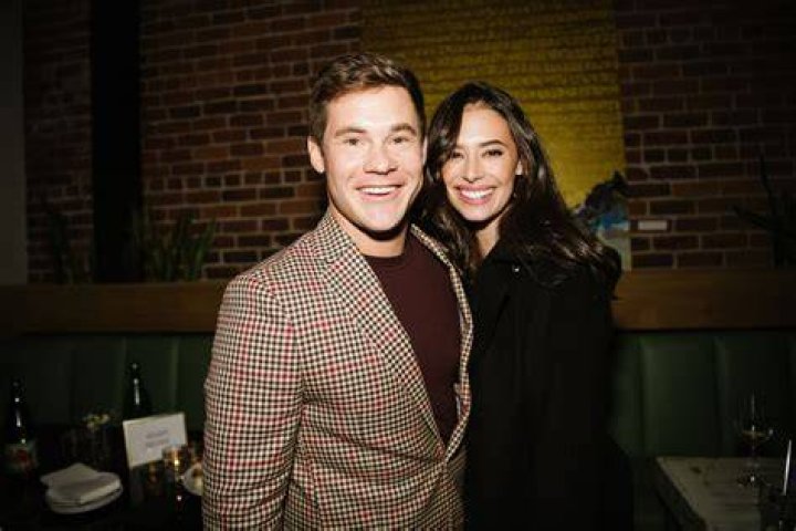 Adam DeVine Marries Chloe Bridges In Mexican Wedding! Photo 4641677