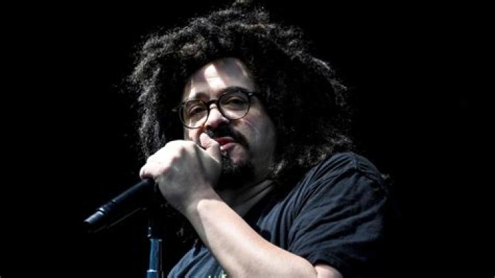 Adam Duritz didn&rsquo;t know who Jennifer Aniston was before they dated in