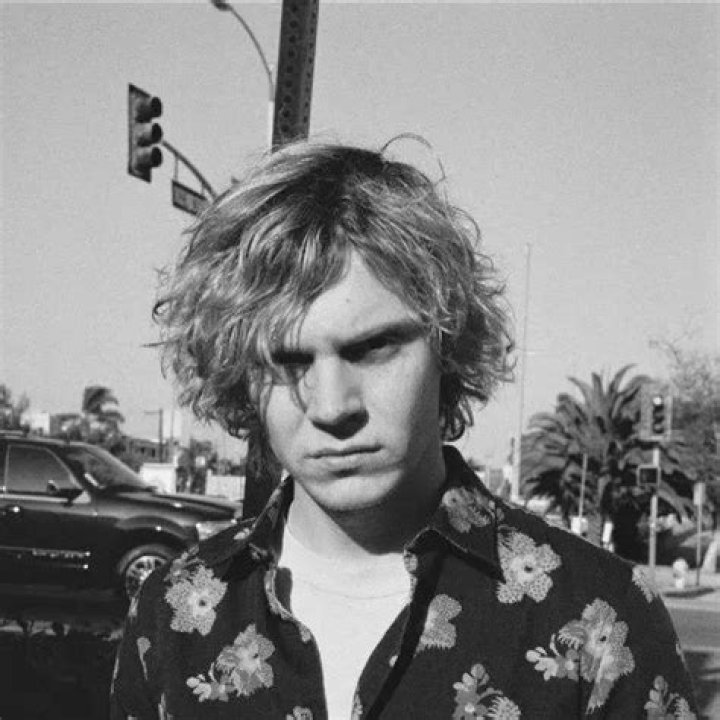 Ahs Coven, Jeffrey Dahmer, Evan Peters, Horror Stories, Premiere