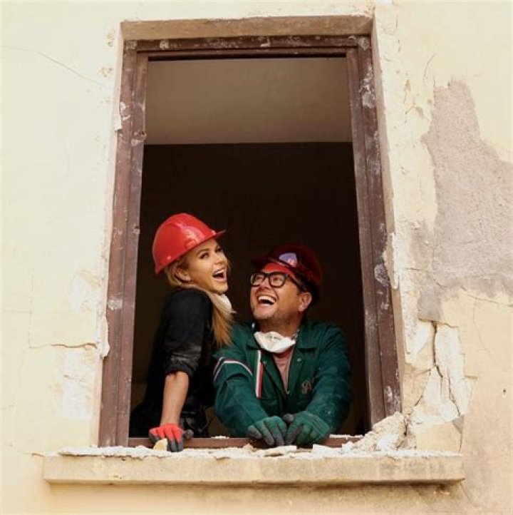 Alan Carr, Amanda Holden Renovate Sicilian Home The Italian Job