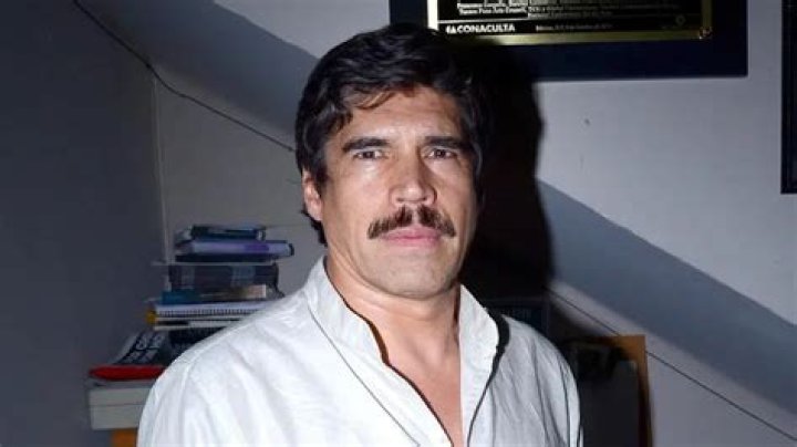 Alberto Estrella niega haber padecido c&aacute;ncer y revela por qu&eacute;