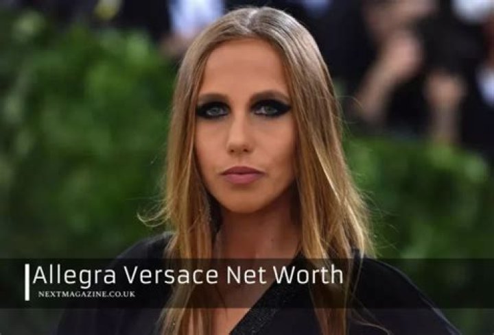 Allegra Versace Age, Net Worth, Height, Brother, Parents, Relationships