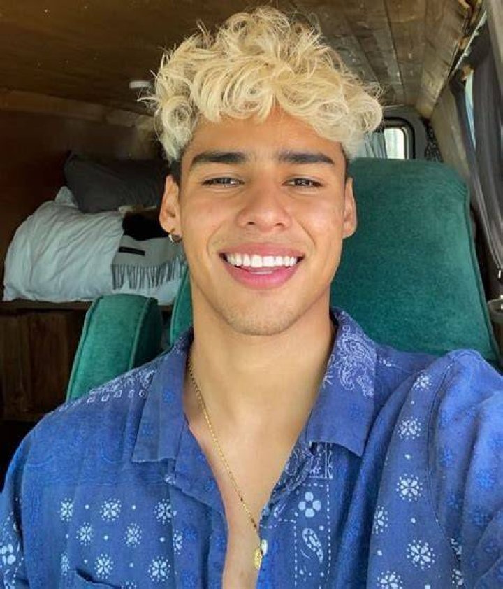 Andrew Davila Wiki, Age, Height, Girlfriend, Family, Net Worth