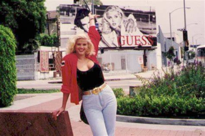 Anna Nicole Smith's Plastic Surgery (Boob Job) See Transformation