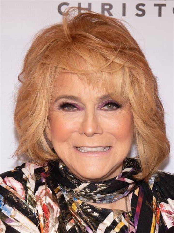 AnnMargret's height, weight. What makes her to stay in shape