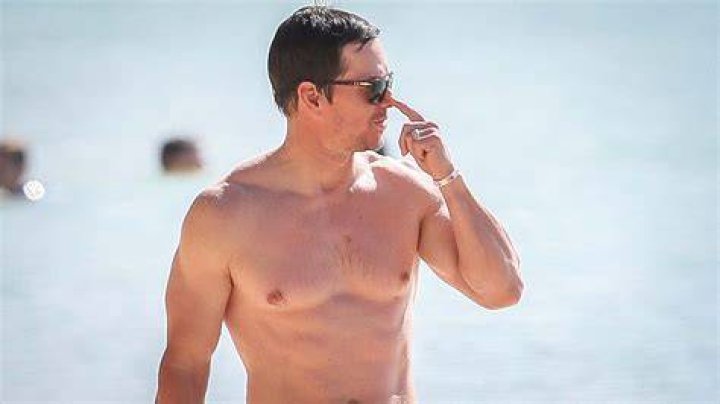 Another Day, Another Shirtless Mark Consuelos Pic to Keep You Distracted