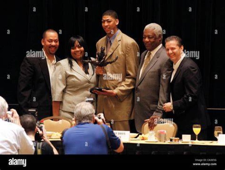 Anthony Davis Parents Meet Erainer Davis & Anthony Davis Sr