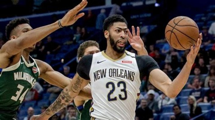 Anthony Davis trade Pelicans star’s father hands Lakers MAJOR boost