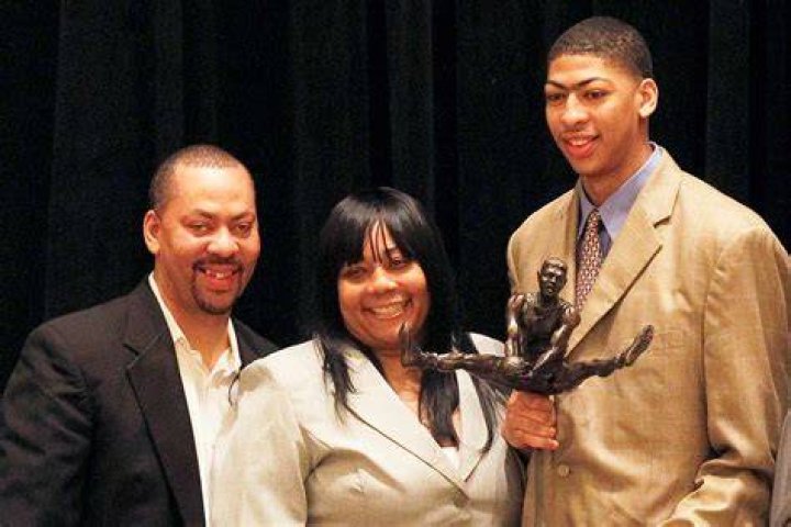 Anthony Davis Wife Ethnicity, Parents, Wiki, Biography, Age, Career