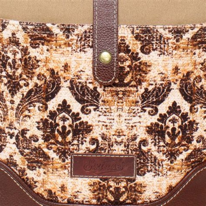 Arpina Sixtease Bags
