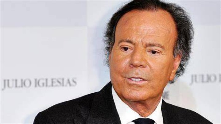 Así reaccionó Julio Iglesias a rumores sobre su salud People en Español