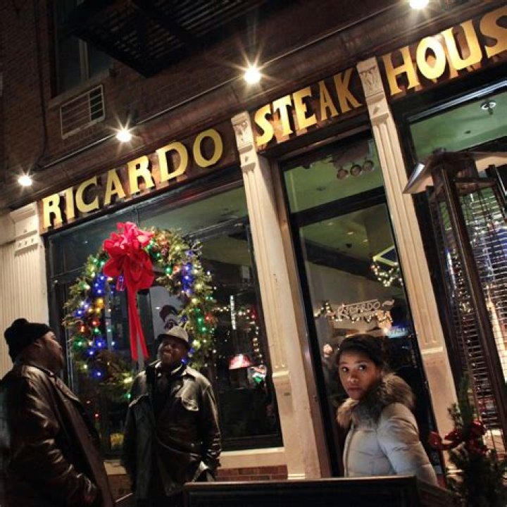 At Ricardo Steak House, They&rsquo;re Gonna Party Like It&rsquo;s Your Birthday
