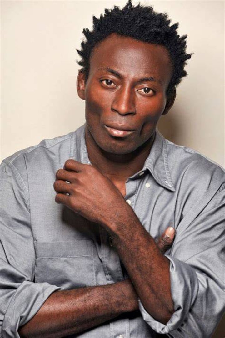 Babs OLUSANMOKUN Biographie et filmographie