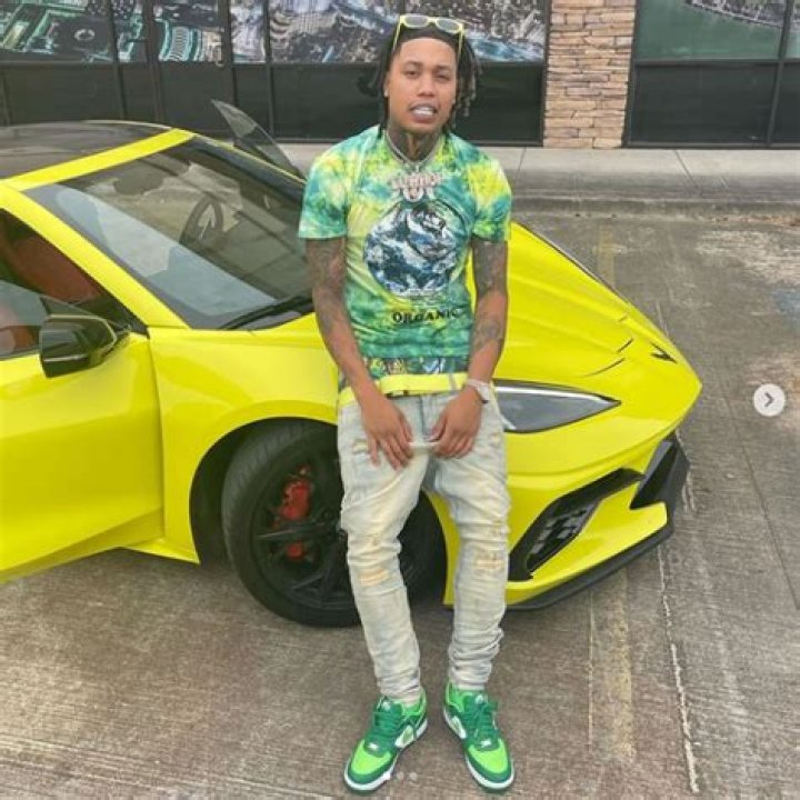 Baton Rouge Rapper Tec Totals His Corvette HipHopDX