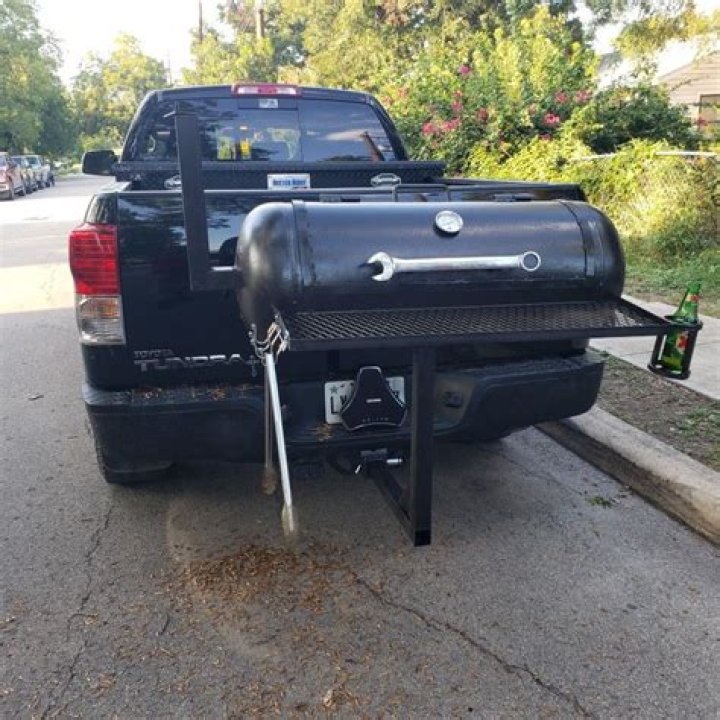 Bbq pit truck hitch pit for sale in San Antonio, TX 5miles Buy and Sell