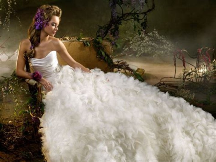Beautiful Princess Daydreaming Wallpaper (18560920) Fanpop