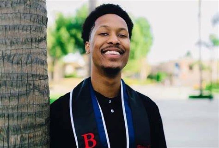 Berleezy (Youtuber) Wikipedia, Bio, Age, Height, Weight, Girlfriend