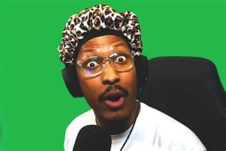 Berleezy's Wiki Bio, age, height, real name, girlfriend, net worth