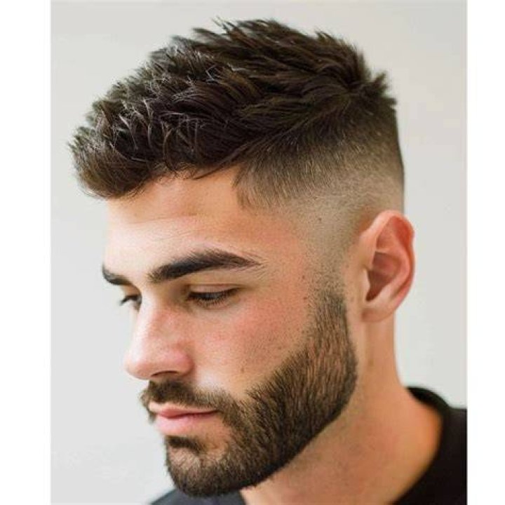 Best Haircuts for Men With a Diamond Shape Diamond face shape