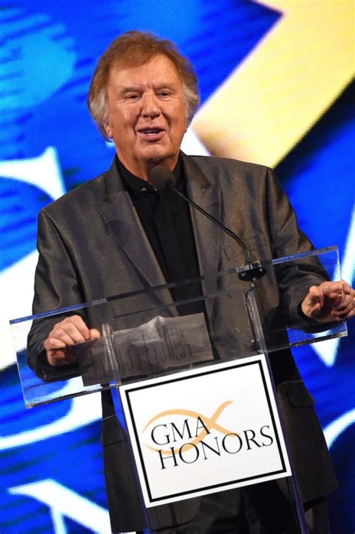 Bill Gaither Net Worth 2018 Wiki, Married, Family, Wedding, Salary