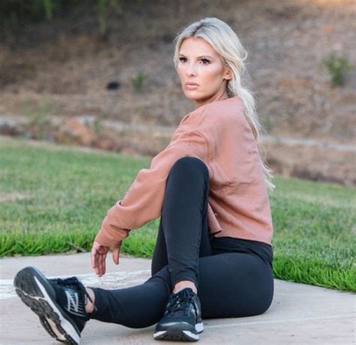 Biography of Heidi Strobel[Age, Height, Husband, Kids, Family, Salary