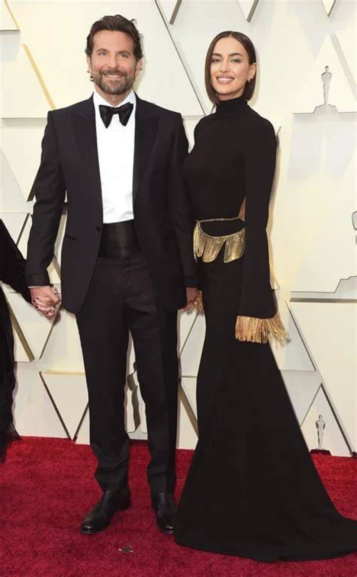 Bradley Cooper & Irina Shayk Hold Hands With Daughter Lea, 6, In New