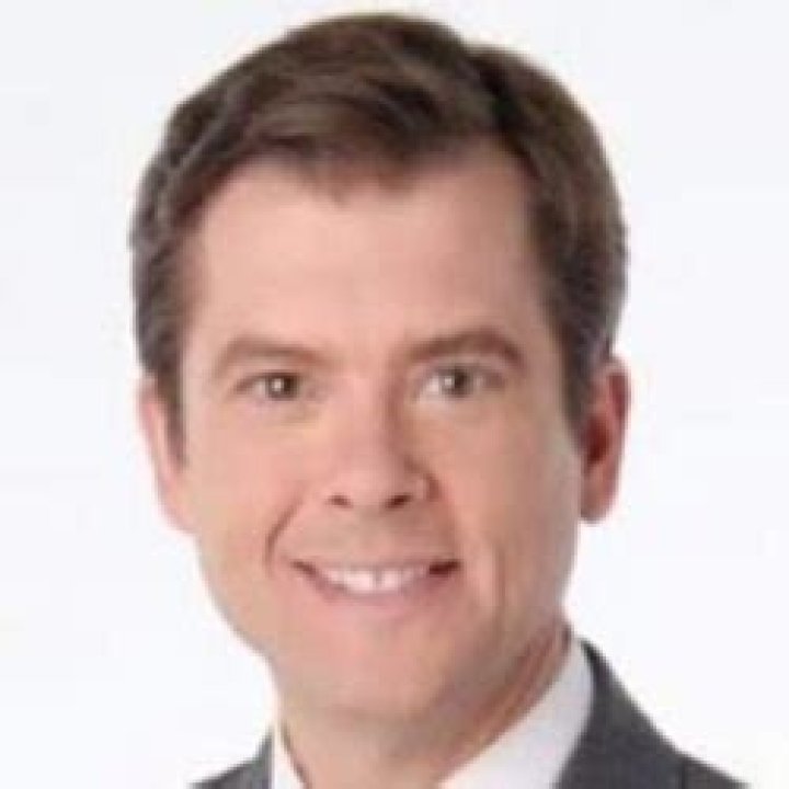 Brandon Roux (WDIV) Bio, Age, Wife, Net Worth, Diabetes, Leaving Channel 4