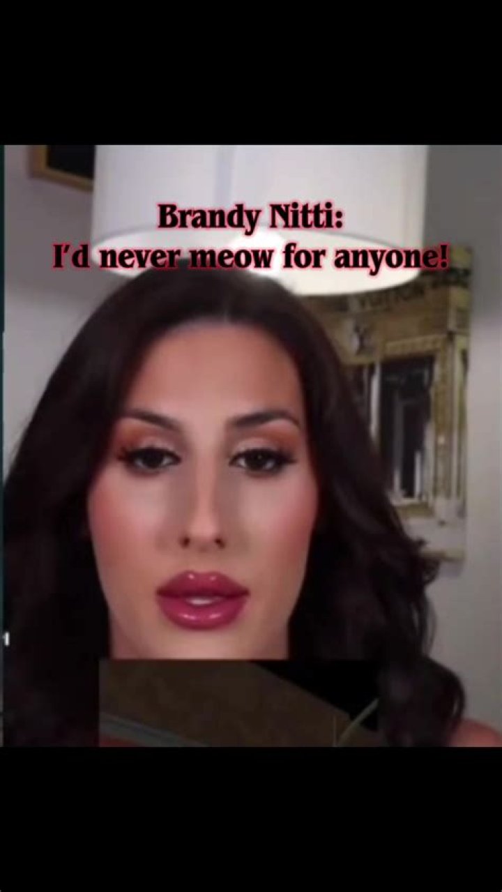 Brandy Nitti 男扮女装祭典/男性が装う女性