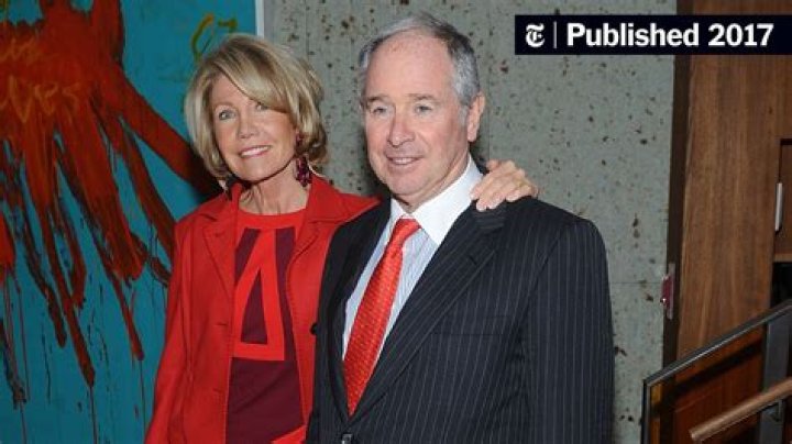 Camels, Acrobats and Team Trump at a Billionaire&rsquo;s Gala The New York