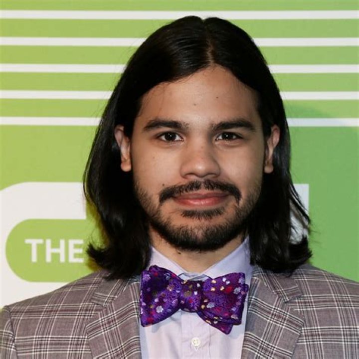 Carlos Valdes on Instagram &ldquo;🔥🔥🔥 &bull; &bull; &bull; cwtheflash carlosvaldes 