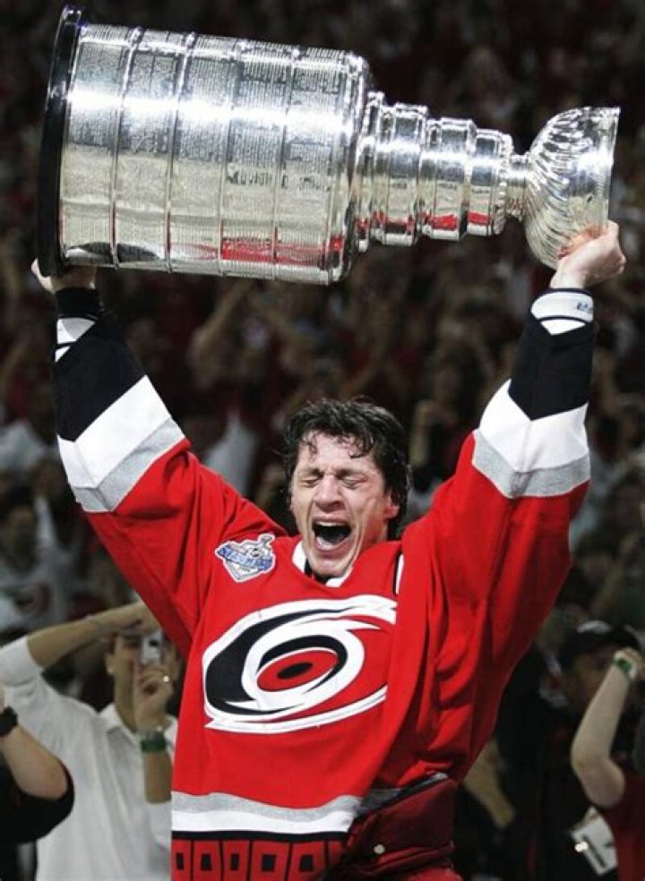 Carolina Hurricanes hire former MSU star Rod Brind'Amour as head