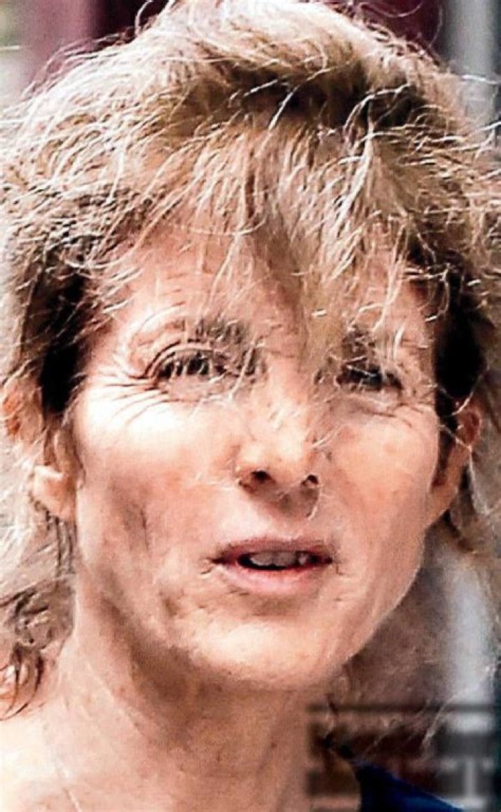 Caroline Kennedy Losing Her Mind!