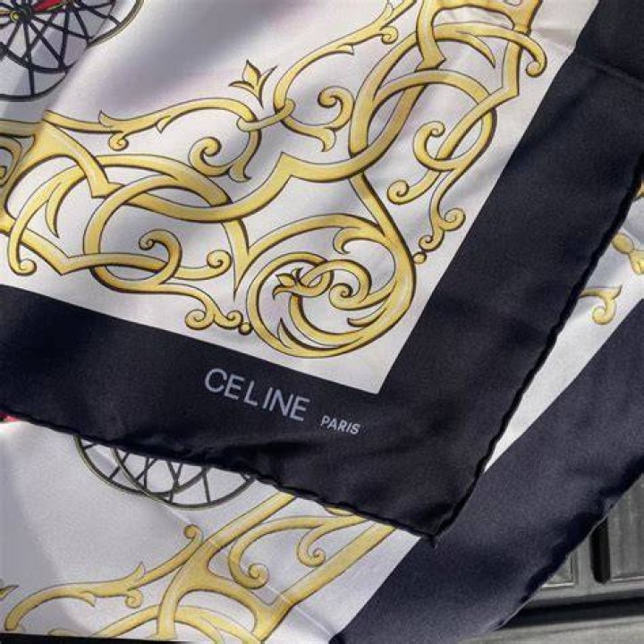 Celine Scarf colour RavenPASBLACK