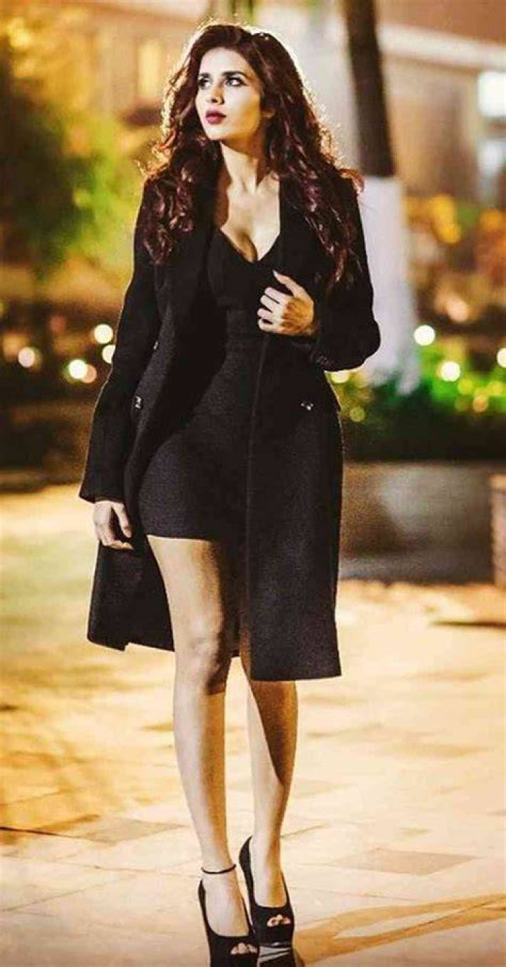 Charu Asopa Height, Affairs, Net Worth, Age, Bio and More 2024 The