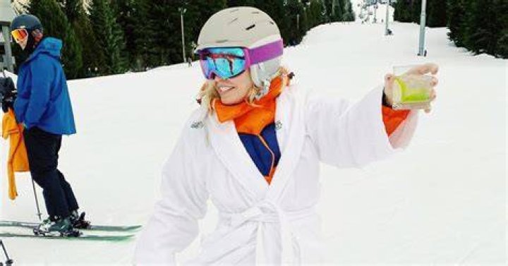 Chelsea Handler Rings in Birthday with Pantsless Ski Session