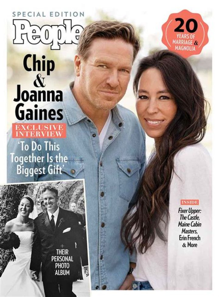 Chip and Joanna Gaines Chip and joanna gaines, Fixer upper joanna