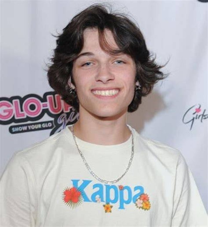 Christopher Sturniolo Age, Net Worth, Girlfriend, Family and Biography