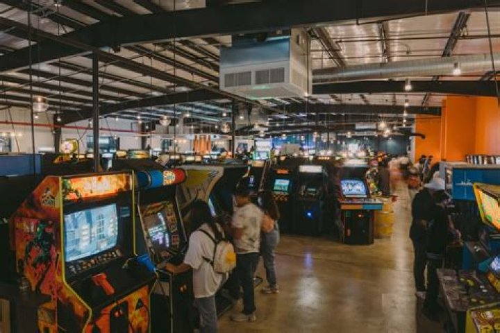 Cidercade Houston 102 Photos Arcades 2320 Canal St, Warehouse