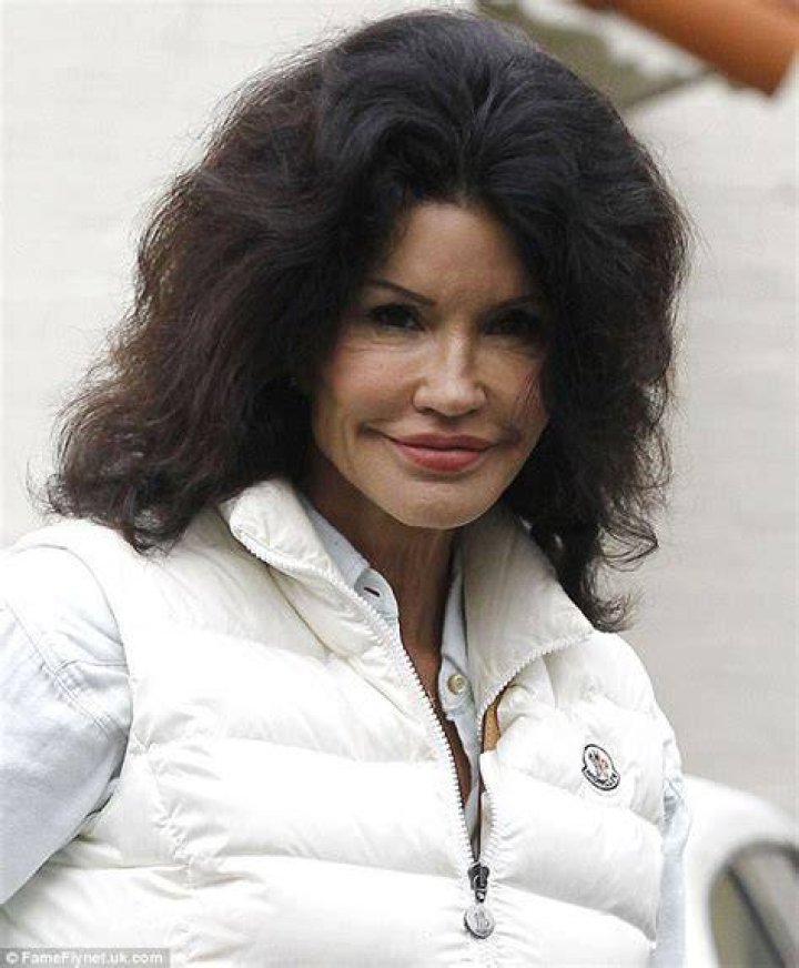 Classify Janice Dickinson