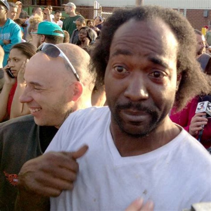 Cleveland Hero Charles Ramsey Rewarded With Burgers For Life The Two